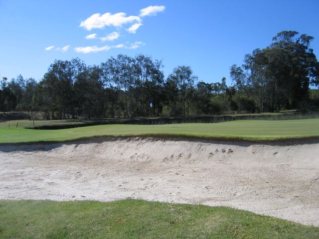 Redland Bay Golf Course - Redland Bay: Large bunker in front of Green on hole 8