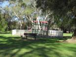 Bert Dix Memorial Park - Paringa: Large park.