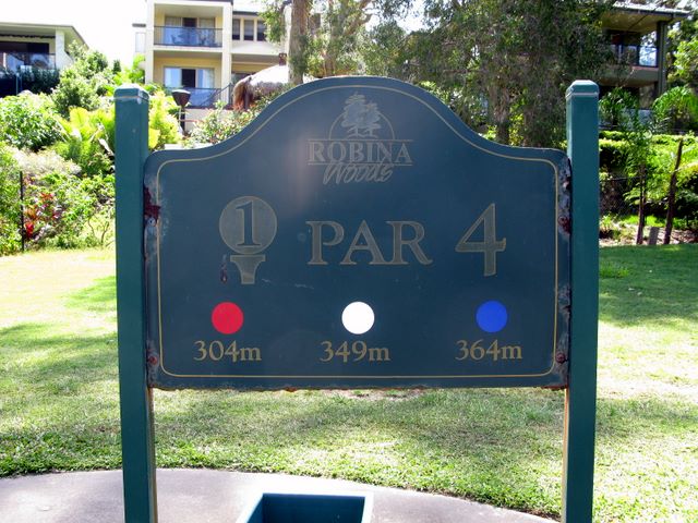 Robina Woods Golf Course - Robina: Robina Woods Golf Course Hole 1: Par 4, 364 metres.
