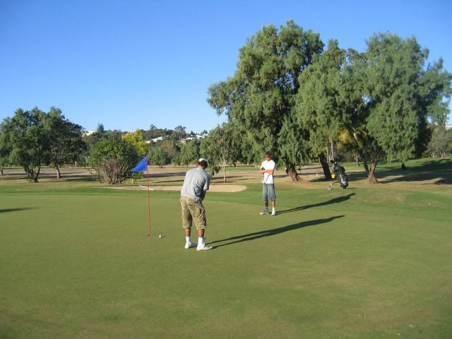 Rockhampton Golf Course - Rockhampton: Green on Hole 4