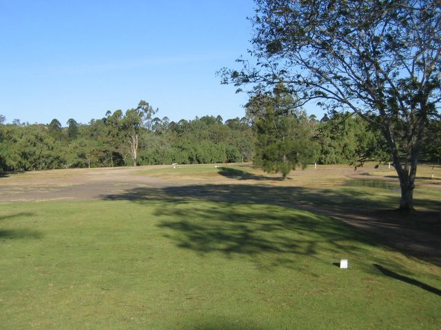 Rockhampton Golf Course - Rockhampton: Fairway view Hole 5