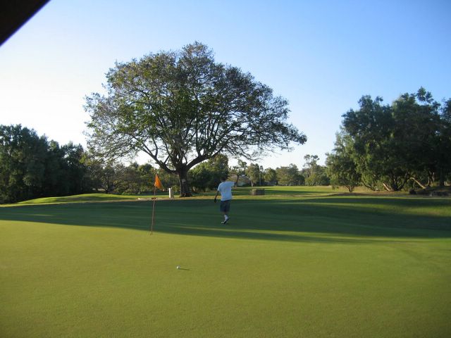 Rockhampton Golf Course - Rockhampton: Green on Hole 6