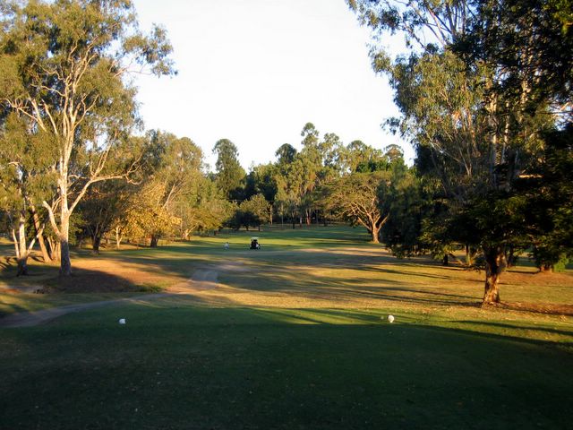 Rockhampton Golf Course - Rockhampton: Fairway view Hole 9
