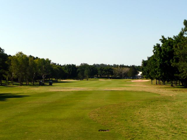 Royal Pines Golf Course - Benowa: Fairway view Hole 9