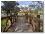 Rupanyup Memorial Park - Rupanyup: Bridge to the river which is excellent for fishing