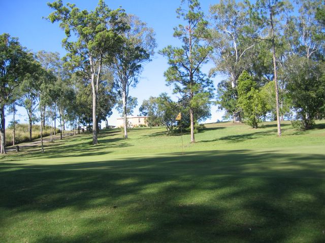 Sarina Golf Course - Sarina: Green on Hole 11