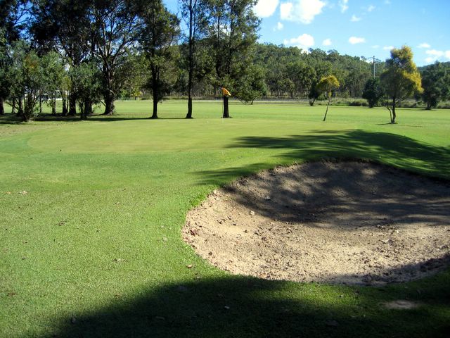 Sarina Golf Course - Sarina: Green on Hole 12