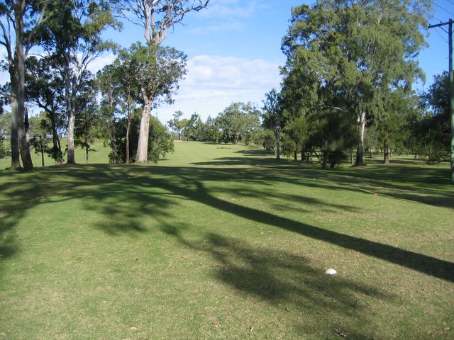 Sarina Golf Course - Sarina: Fairway view Hole 17