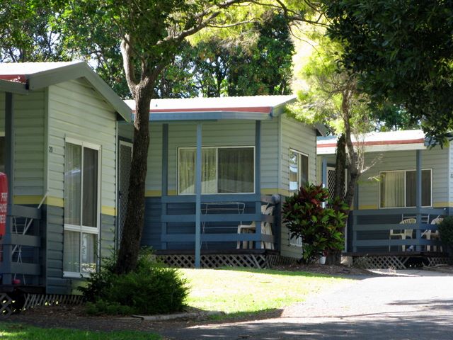 Sawtell Beach Caravan Park 2009 - Sawtell: Cottage accommodation, ideal for families, couples and singles