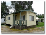 Highlands Caravan Park - Seymour: Cottage accommodation, ideal for families, couples and singles