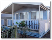 Shoalhaven Heads Tourist Park - Shoalhaven Heads: Cottage accommodation, ideal for families, couples and singles.  The cottages have water views.