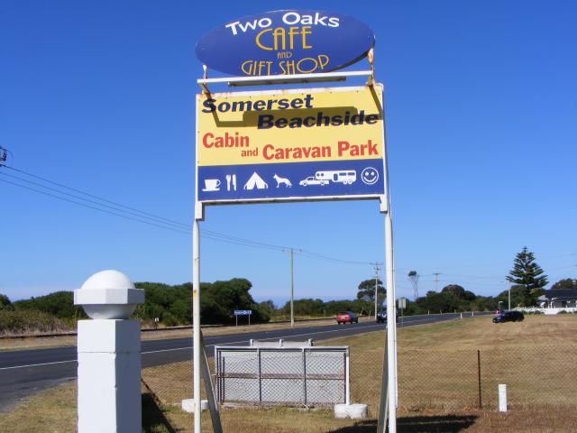 Somerset Beachside Cabin and Caravan Park - Somerset: Entrance