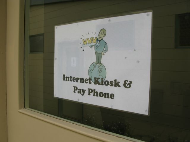 Western Port Harbour Caravan Park - Somerville: Internet Kiosk and Pay Phone
