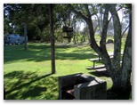 Sapphire Beach Holiday Park - Coffs Harbour: Volleyball area and mini BBQ.