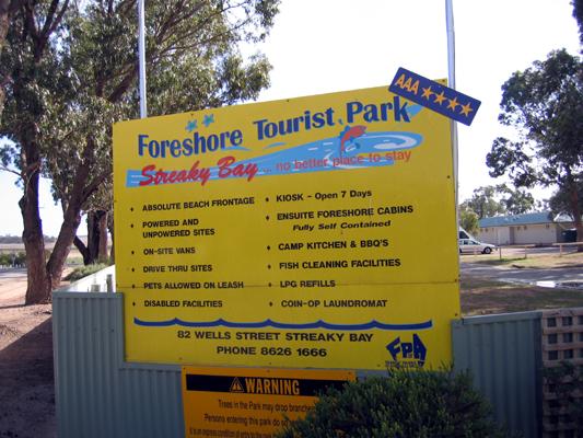 Streaky Bay Foreshore Tourist Park - Streaky Bay: Streaky Bay Tourist Park welcome sign