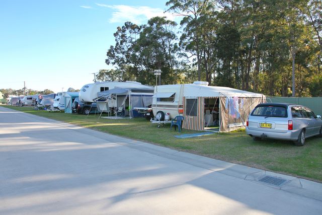 Gowinta Farms Caravan Park - Beerwah Sunshine Coast: Powered sites for caravans with excellent paved roads throughout the park