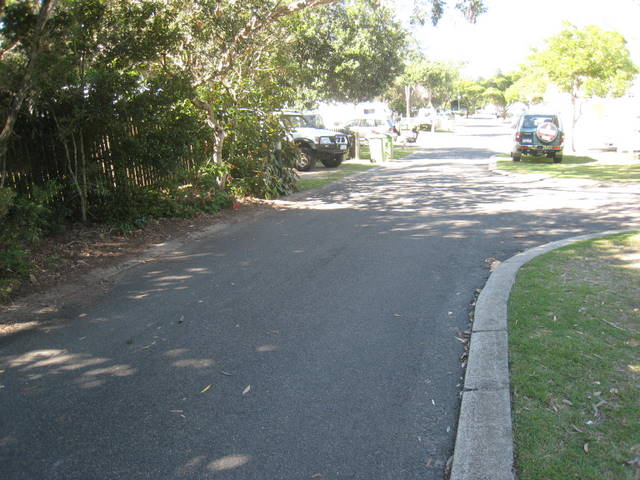 Mooloolaba Beach Caravan Park - Mooloolaba QLD 2010: Good paved roads throughout the park