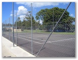 Sunset Caravan Park - Woolgoolga: Tennis court