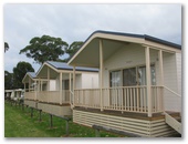 Seacrest Caravan Park - Sussex Inlet: Cottage accommodation, ideal for families, couples and singles with water views.