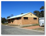 Eaglehawk Holiday Park - Sutton: Amenities  block and laundry
