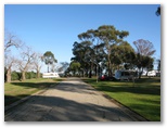 Swan Hill Holiday Park - Swan Hill: Good roads throughout the park