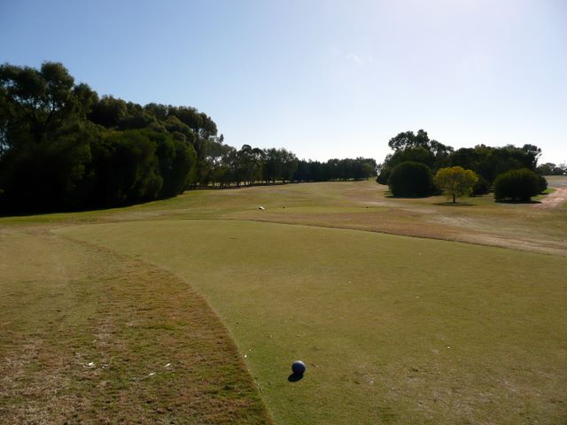 Murray Downs Golf & Country Club - Swan Hill: Fairway view Hole 9