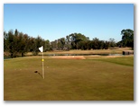 Murray Downs Golf & Country Club - Swan Hill: Green on Hole 2