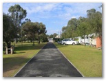Swan Reach Caravan Park - Swan Reach: Good paved roads throughout the park