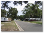 Swansea Gardens Lakeside Holiday Park - Swansea: Good paved roads throughout the park