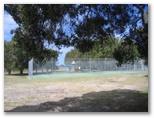Swansea Gardens Lakeside Holiday Park - Swansea: Playground for children and tennis courts