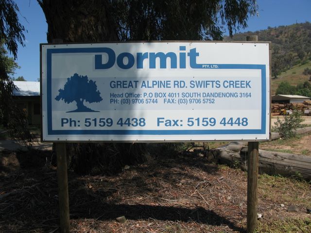 Swifts Creek Caravan and Tourist Park - Swifts Creek: Dormit is perhaps the largest business in the town.