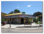 Swifts Creek Caravan and Tourist Park - Swifts Creek: Swifts Creek General Store where you pay for your site.