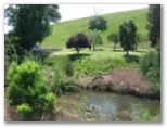 Swifts Creek Caravan and Tourist Park - Swifts Creek: Tambo River runs adjacent to the park and can rise quickly after torrential rain.