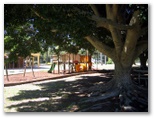 Del Rio Riverside Resort - Wisemans Ferry: Playground for children