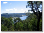 Ko Veda Holiday Village - Wisemans Ferry: View of Wisemans Ferry from lookout