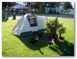 BIG4 Sydney Lakeside Holiday Park - Narrabeen: Area for tents and campers - with ducks for company
