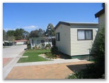 Austin Tourist Park - Tamworth: Cottage accommodation, ideal for families, couples and singles