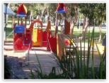 Tannum Beach Caravan Village - Tannum Sands: Playground for children. 