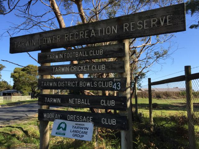 Tarwin Lower Recreation Reserve - Tarwin Lower: Welcome sign at the entrance to the Recreation Reserve