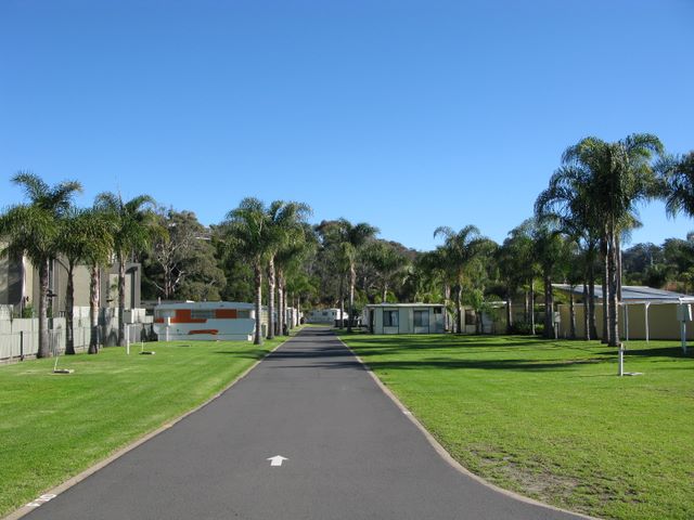 Seabreeze Holiday Park - Tathra Beach: Good paved roads throughout the park