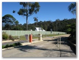 Countryside Caravan Park - Tathra: Secure entrance and exit