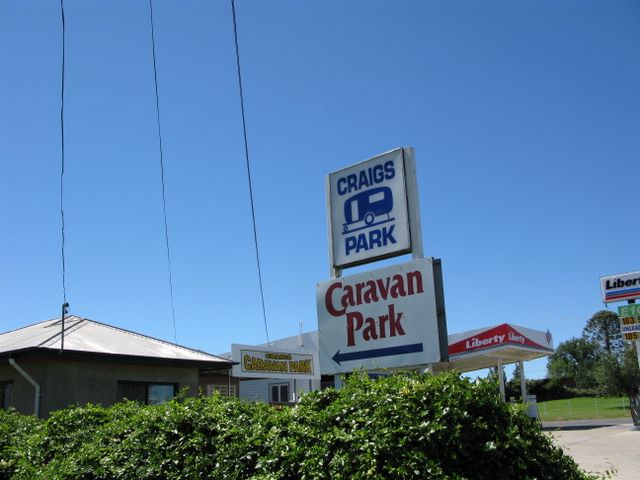 Craigs Caravan Park - Tenterfield: Craigs Caravan Park welcome sign