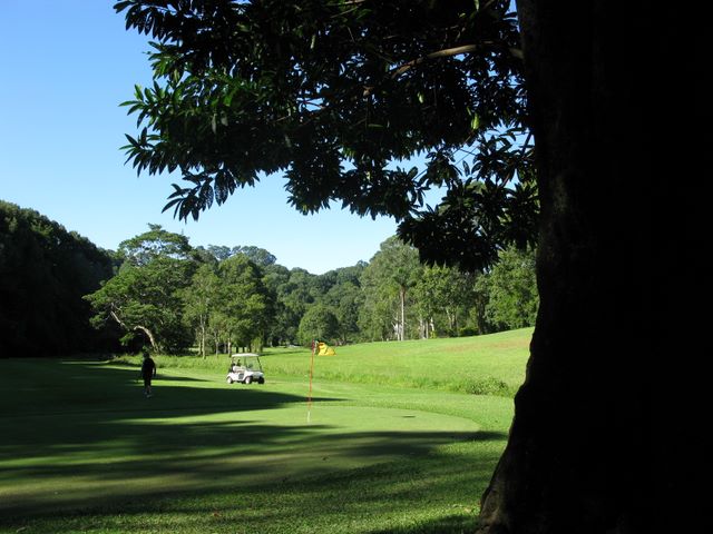 Teven Golf Course - Teven: Green on Hole 7.