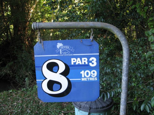 Teven Golf Course - Teven: Teven Golf Course Hole 8: Par 3, 109 metres.
