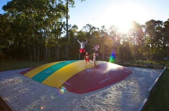 BIG4 Noosa Bougainvillia Holiday Park - Tewantin: Jumping pillow 