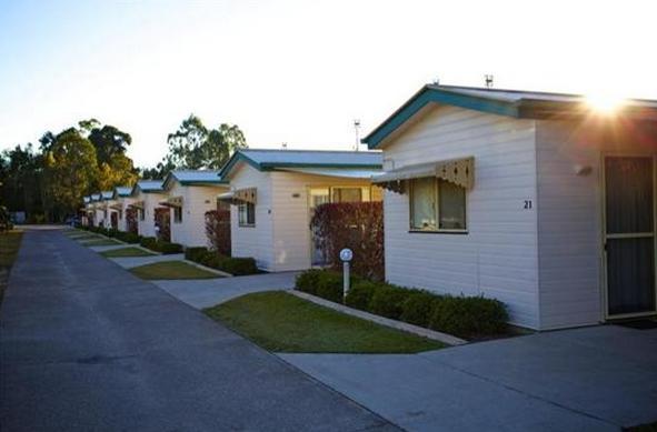 BIG4 Noosa Bougainvillia Holiday Park - Tewantin: Cottage accommodation, ideal for families, couples and singles 