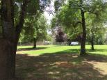 Thornton Caravan Park - Thornton: Area for tents and camping.