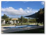 Tocumwal Tourist Park - Tocumwal: Swimming pool