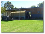Boomerang Way Tourist Park - Tocumwal: Cottage accommodation, ideal for families, couples and singles 