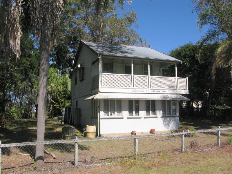 Serenity Caravan Park - Toogoom: Call to the back of the house for reception.